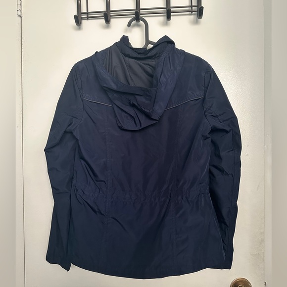 Beautiful Rain Coat from Tommy Hilfiger. Great condition, size: S. - Picture 2 of 3